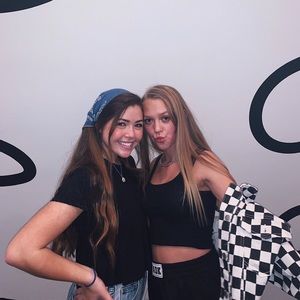 Meet your Posher, Emeline